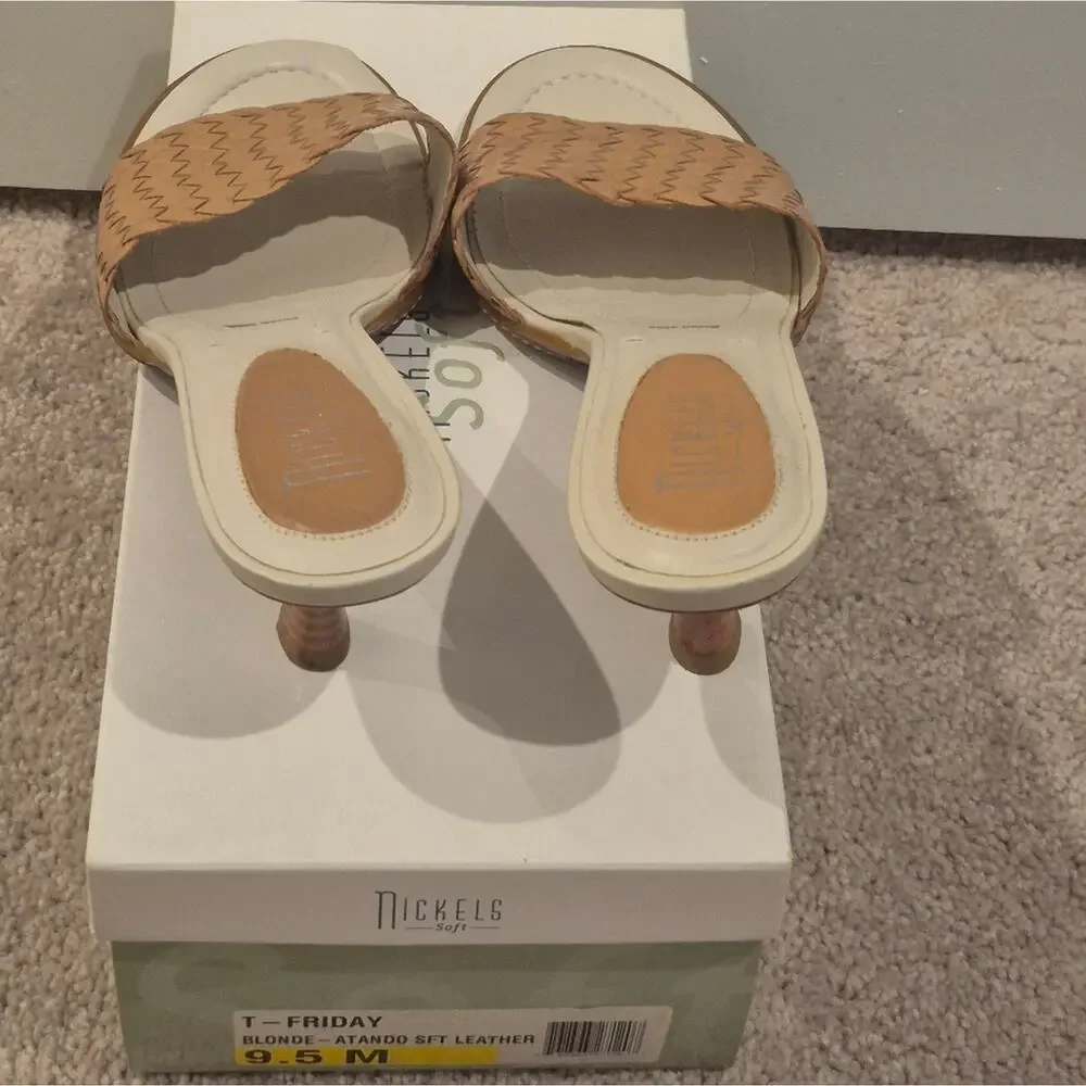 Nickels Soft | EUC | Tan | Heels | SIZE 9.5M